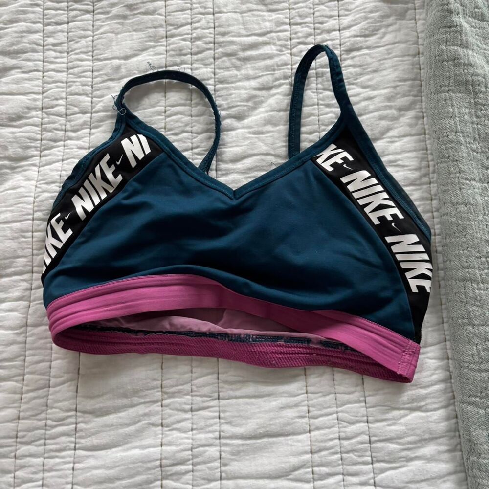 NIKE Women's Teal Blue Magenta Purple Activewear Logo DriFit Medium Sports Bra